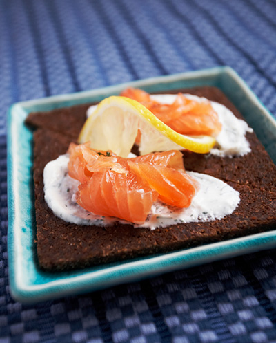 Salmon Gravlax Pumpernickel