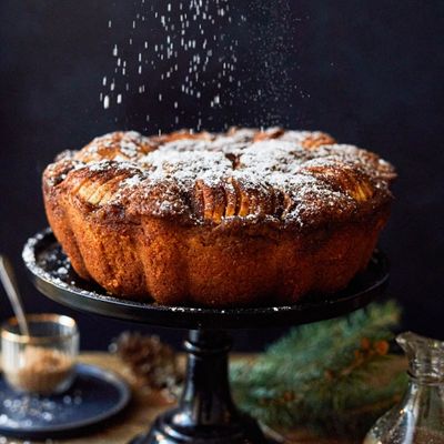 Apple cake with hot rum caramel