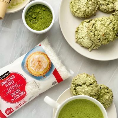 Coconut Matcha Meringue Macaroons