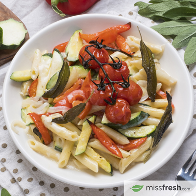 Penne crémeuse au brie et légumes rôtis