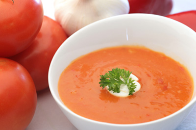 Potage de tomates et de poivrons rouges